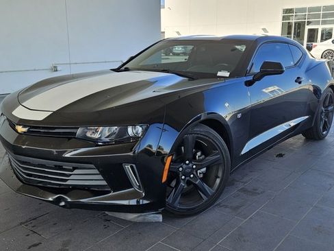 Used 2018 Chevrolet Camaro LT image 1