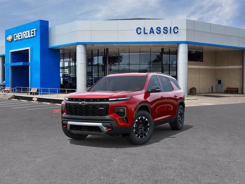 New 2027 Chevrolet Traverse Z71 w/ Enhanced Driving Package AWD/4WD image 8