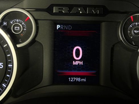Used 2025 RAM 2500 Big Horn AWD/4WD image 17
