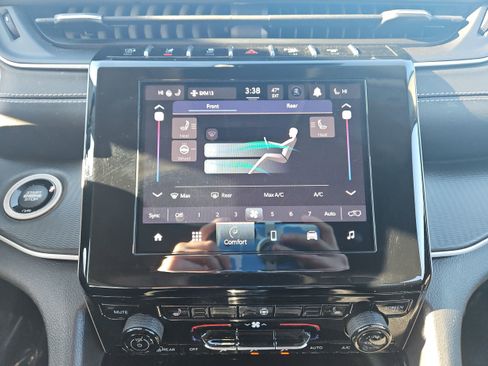 Used 2023 Jeep Grand Cherokee L Laredo w/ Luxury Tech Group I image 58