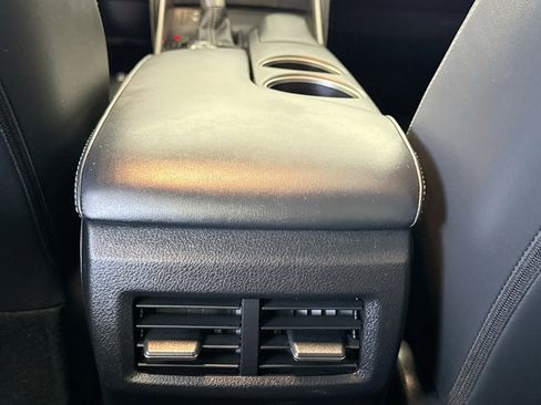 Used 2016 Lexus IS 200t w/ Navigation System Package image 22