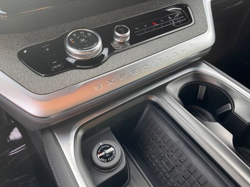 New 2025 Ford Expedition Tremor image 49