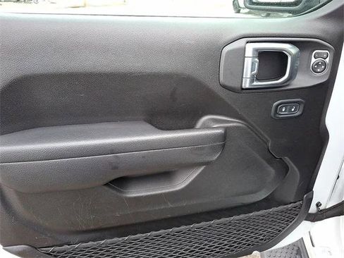 Certified 2022 Jeep Wrangler Unlimited Sport image 10