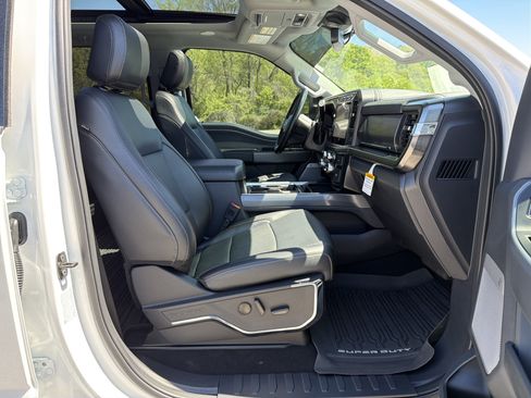 Used 2024 Ford F250 Lariat w/ Lariat Ultimate Package image 16