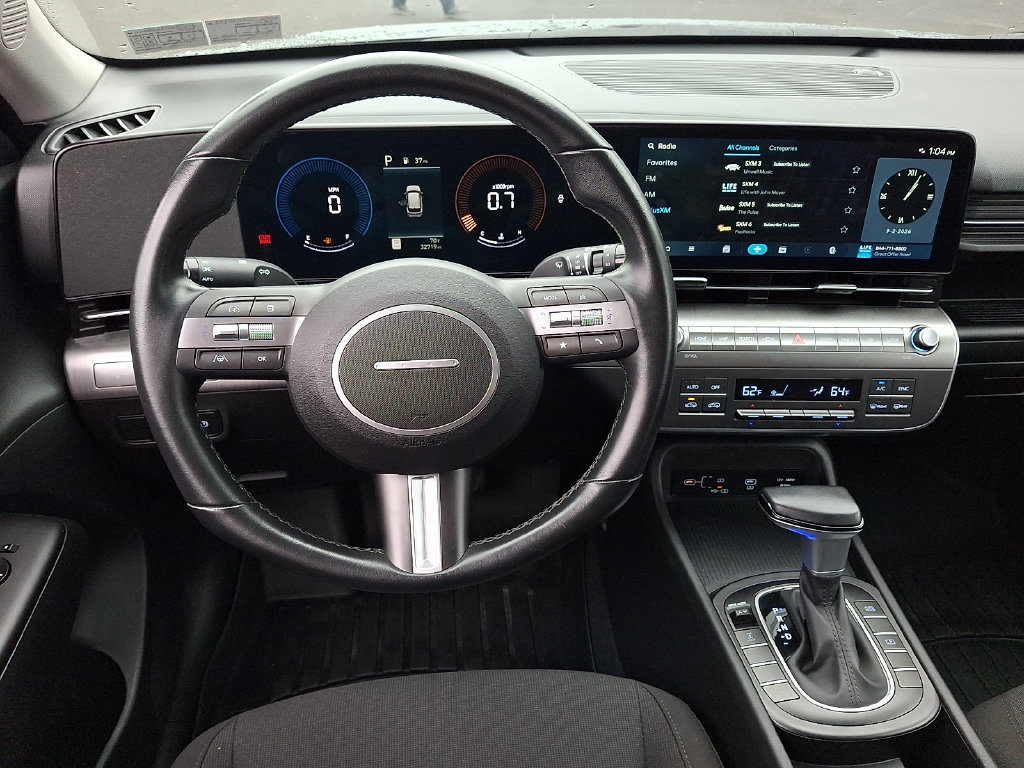 Used 2024 Hyundai Kona SEL AWD/4WD image 2