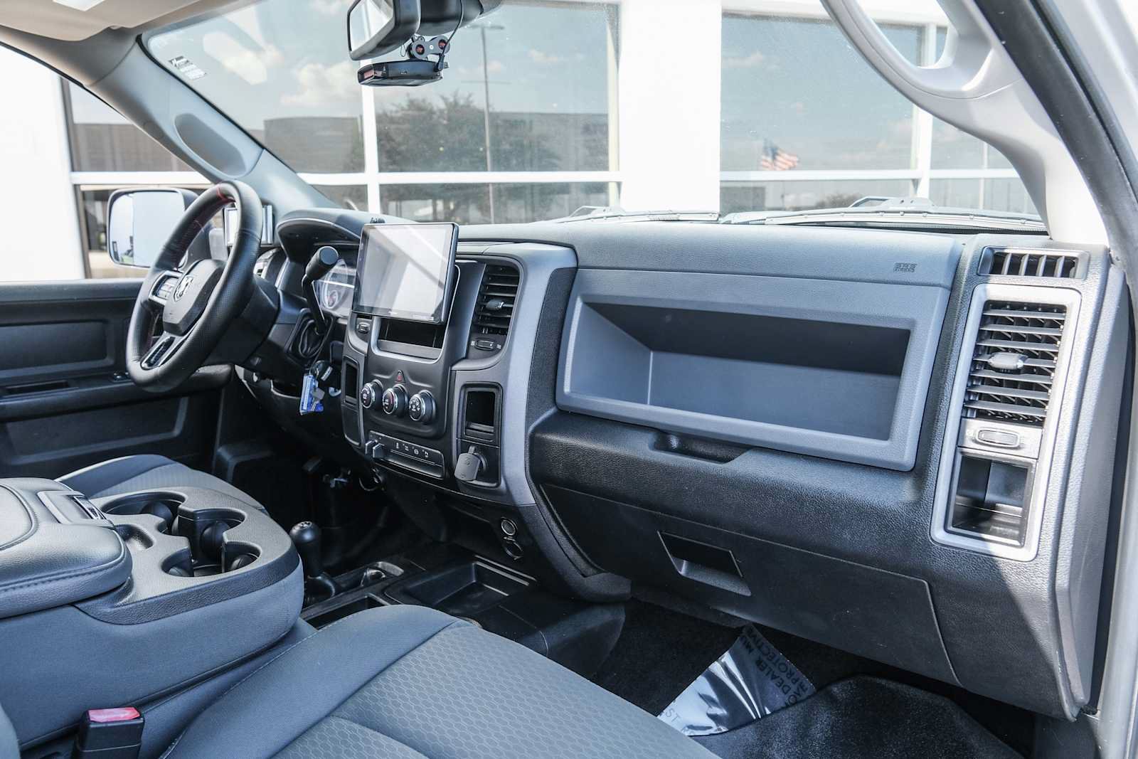 Used 2014 RAM 2500 Tradesman w/ Chrome Appearance Group AWD/4WD image 25