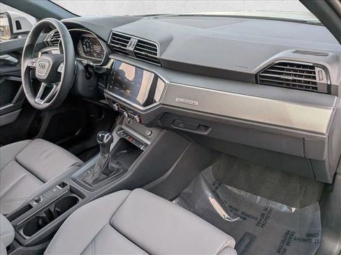 Certified 2024 Audi Q3 2.0T Premium Plus image 24