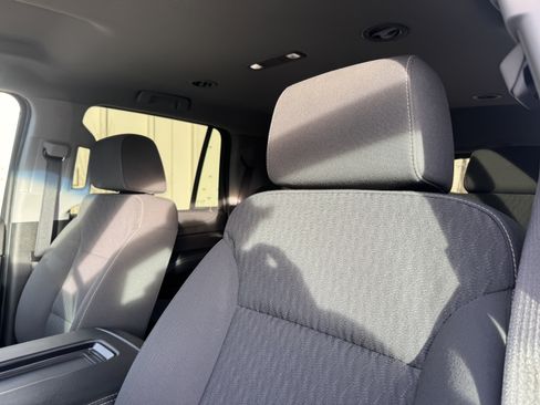 Used 2020 Chevrolet Tahoe LS w/ Enhanced Driver Alert Package image 13