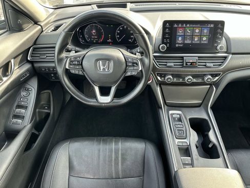 Used 2020 Honda Accord Touring image 8
