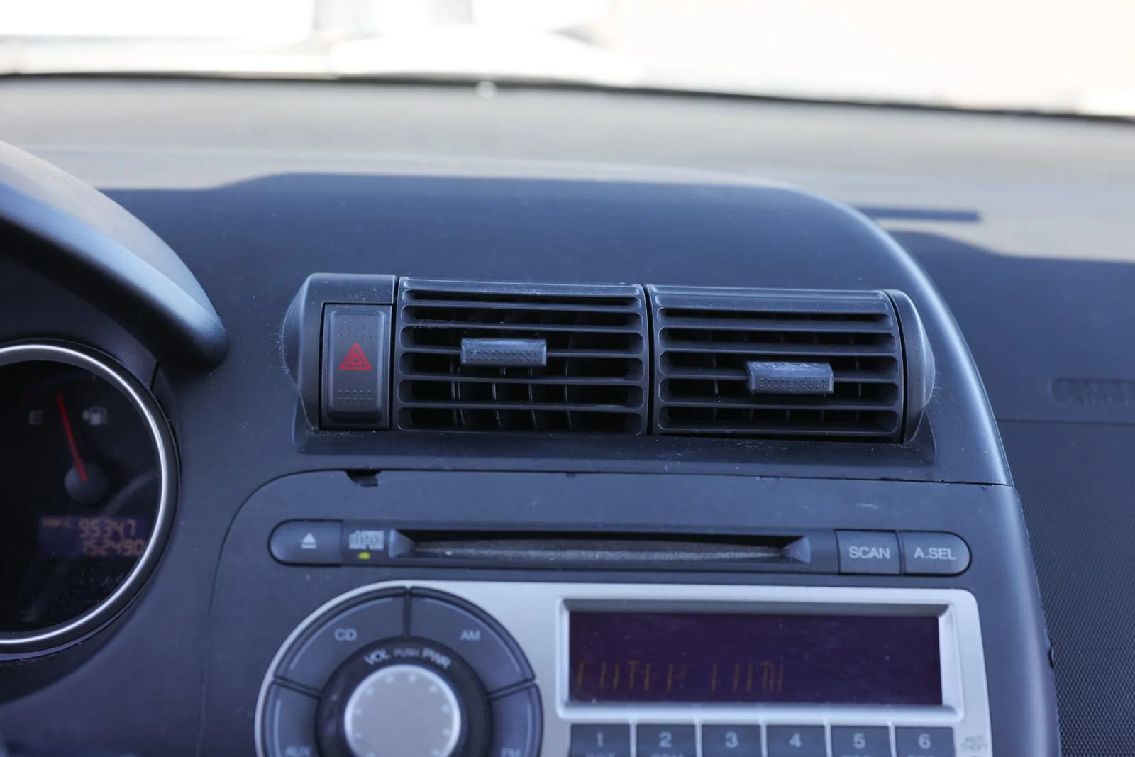 Used 2007 Honda Fit Sport image 32