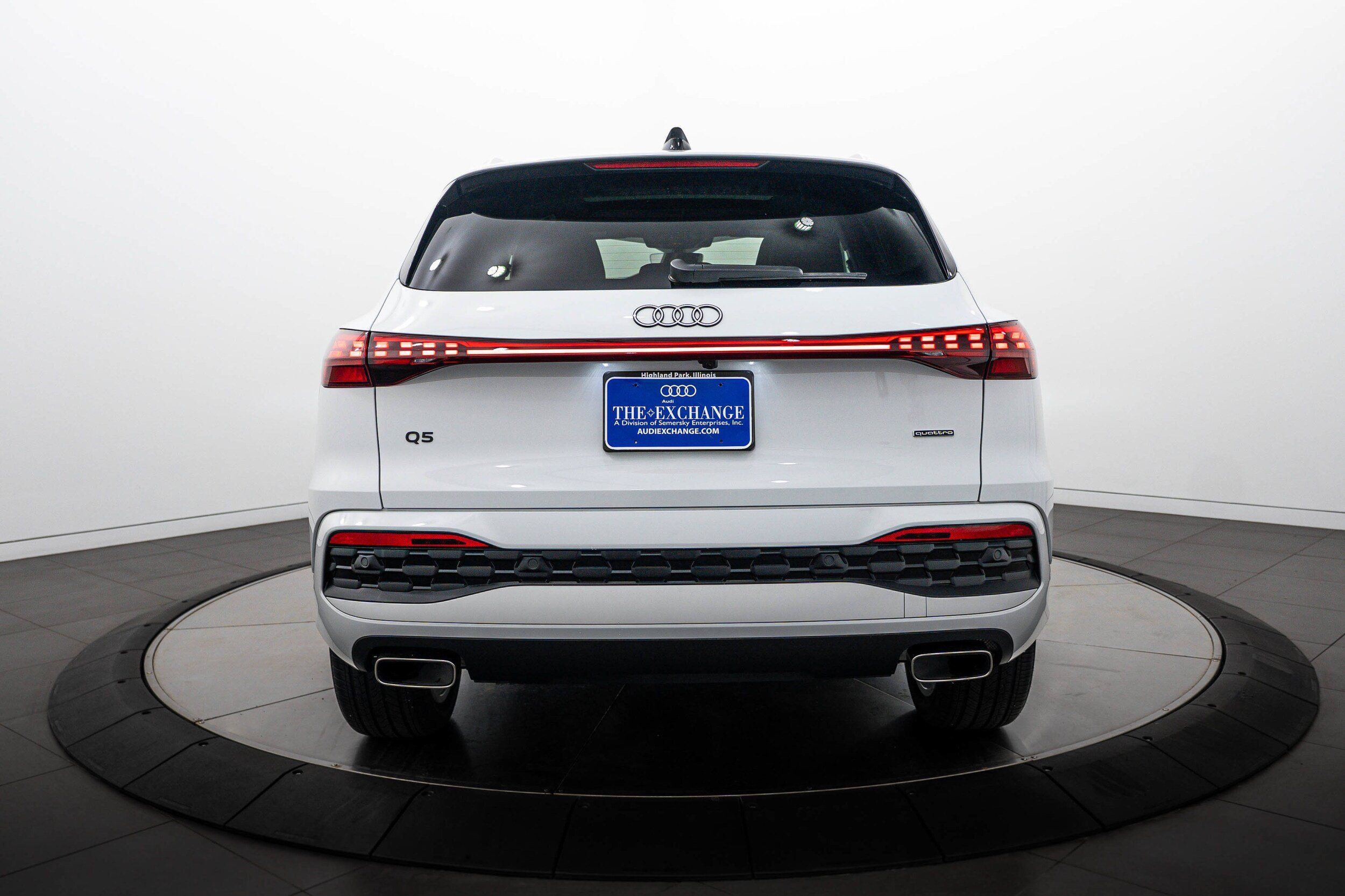 Used 2025 Audi Q5 Premium Plus AWD/4WD image 21