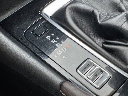 Used 2018 MAZDA MAZDA3 Grand Touring w/ Premium Equipment Package image 23