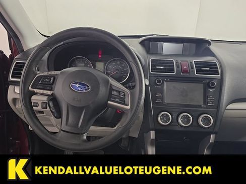 Used 2016 Subaru Forester 2.5i AWD/4WD image 12