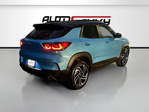 Used 2025 Chevrolet TrailBlazer RS w/ Convenience Package image 7