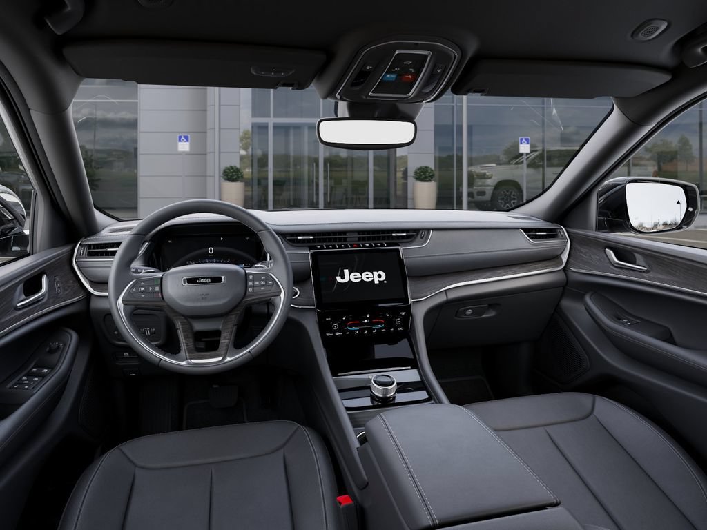 New 2025 Jeep Grand Cherokee Limited w/ Black Appearance Package RWD image 14