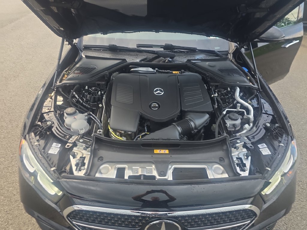 Used 2026 Mercedes-Benz E 350 4MATIC Sedan image 24