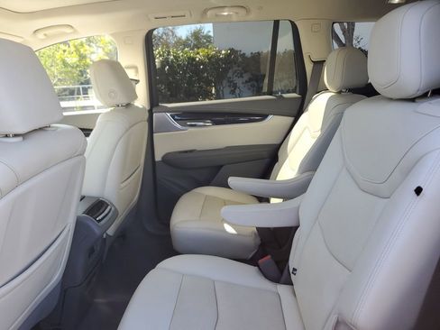 Certified 2023 Cadillac XT6 Premium Luxury w/ Technology Package image 14