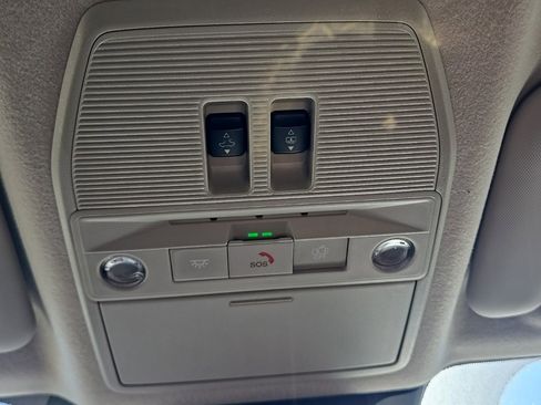 New 2026 Nissan Kicks SR image 23