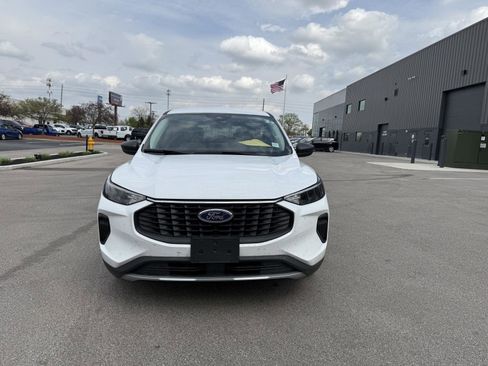 Used 2023 Ford Escape Active image 8