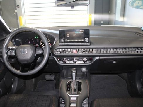 Used 2024 Honda HR-V Sport image 24