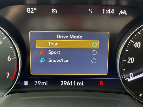 Used 2023 Buick Envision Essence FWD image 52
