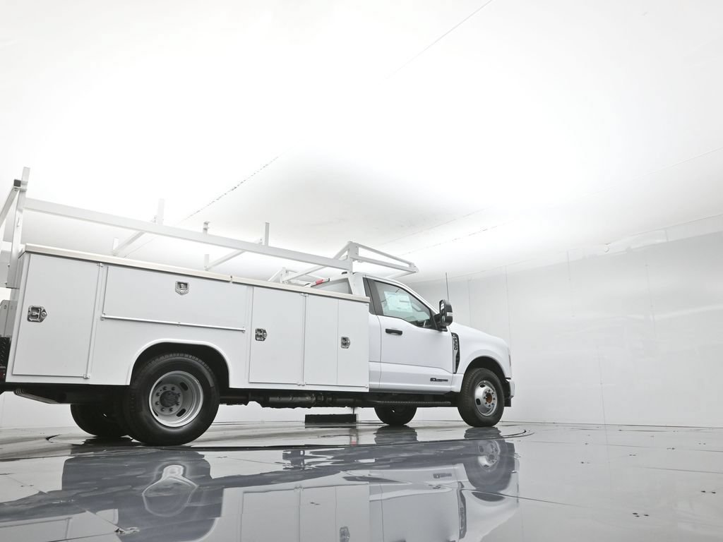 New 2025 Ford F350 XL w/ XL Chrome Package RWD image 53