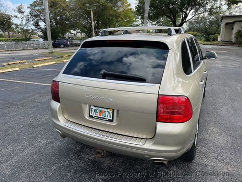 Used 2005 Porsche Cayenne S AWD/4WD image 16
