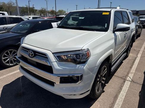 Used 2023 Toyota 4Runner Limited AWD/4WD image 2