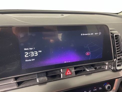 Certified 2024 Kia Sportage EX image 7