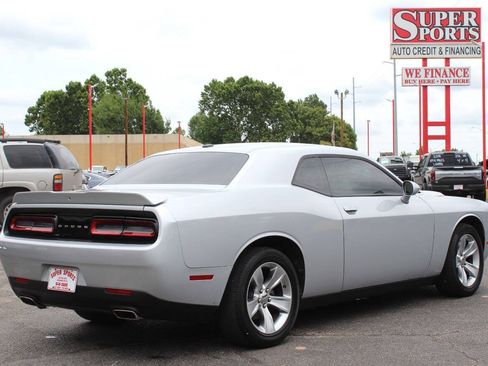 Used 2021 Dodge Challenger SXT RWD image 4