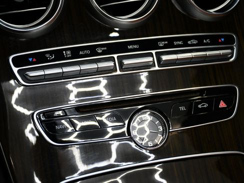 Used 2017 Mercedes-Benz C 43 AMG 4MATIC Cabriolet w/ Premium 2 Package image 26