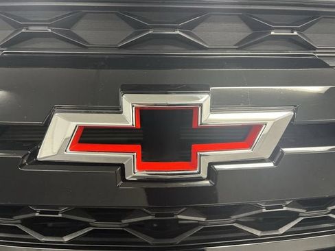 Certified 2024 Chevrolet Colorado ZR2 w/ ZR2 Convenience Package III AWD/4WD image 31