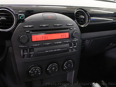 Used 2006 MAZDA MX-5 Miata Touring image 20