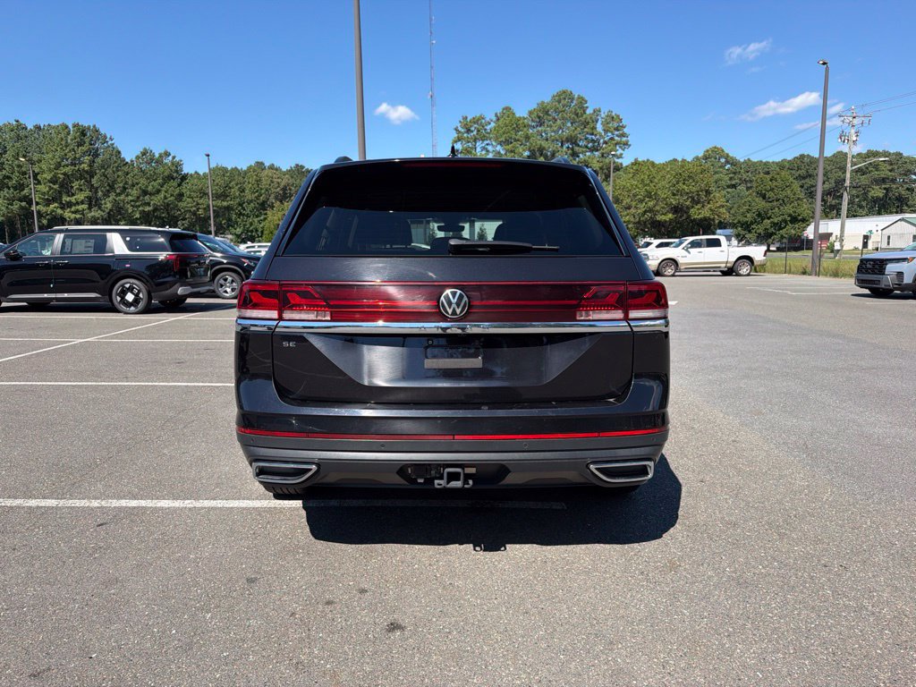 Used 2025 Volkswagen Atlas SE FWD image 6