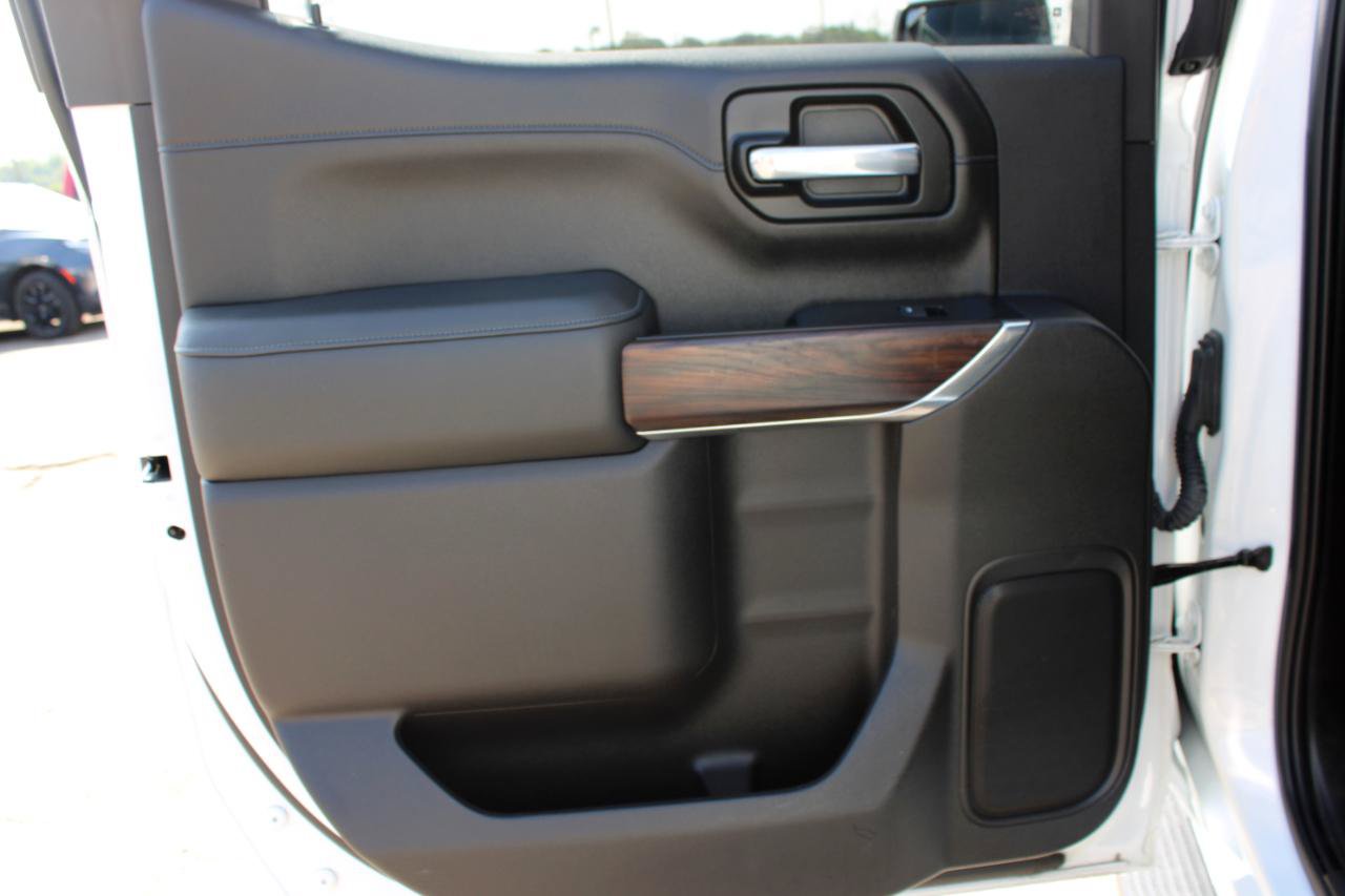 Used 2021 GMC Sierra 1500 SLT w/ SLT Convenience Package AWD/4WD image 46