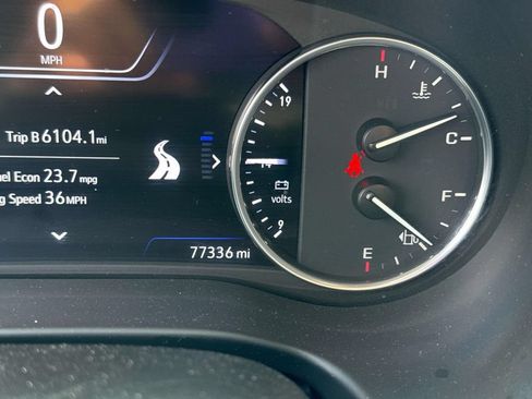 Used 2024 Buick Enclave Premium FWD image 23