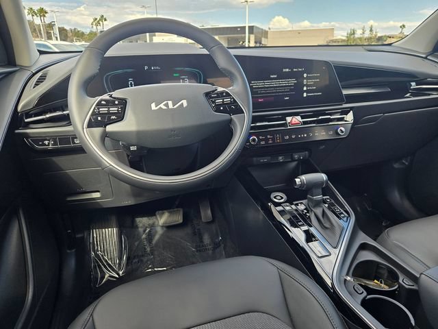 New 2026 Kia Niro EX FWD image 8