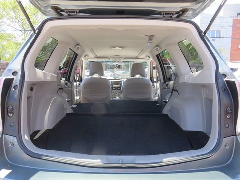 Used 2012 Subaru Forester 2.5X Limited AWD/4WD image 27