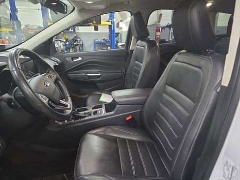 Used 2018 Ford Escape SEL w/ Canadian Touring Package image 15