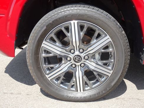 Used 2023 Toyota Tundra Capstone image 31