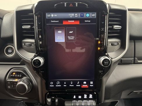 Used 2024 RAM 2500 Big Horn w/ Sport Appearance Package image 41