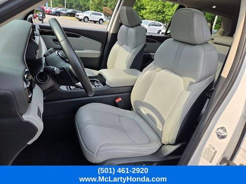 Certified 2025 Honda Pilot Touring image 9