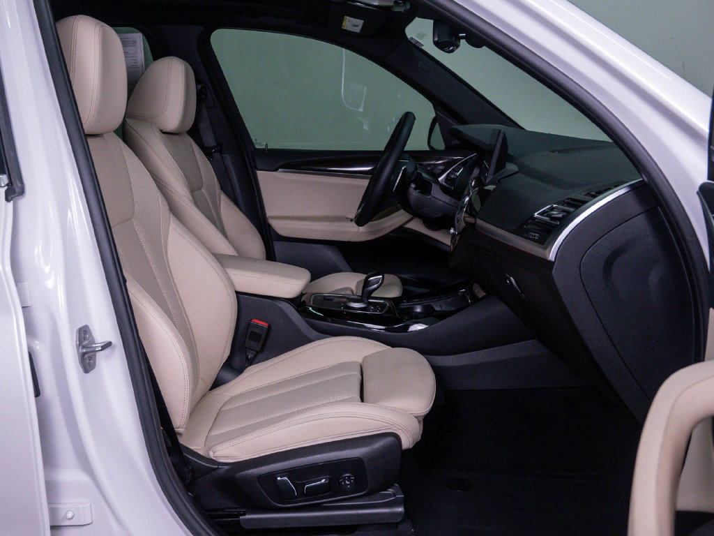 Used 2024 BMW X3 xDrive30i w/ Premium Package AWD/4WD image 11