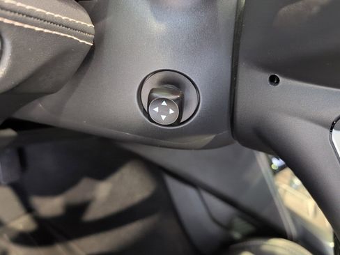 Certified 2023 Acura MDX SH-AWD w/ Advance Package image 17