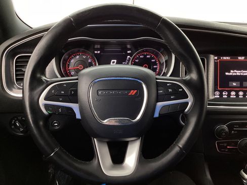 Used 2018 Dodge Charger SXT Plus image 31