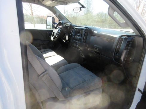 Used 2015 Chevrolet Silverado 3500 W/T image 35
