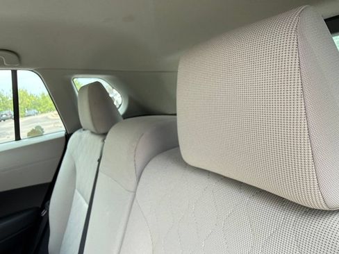 Used 2023 Toyota Corolla Cross L FWD image 10