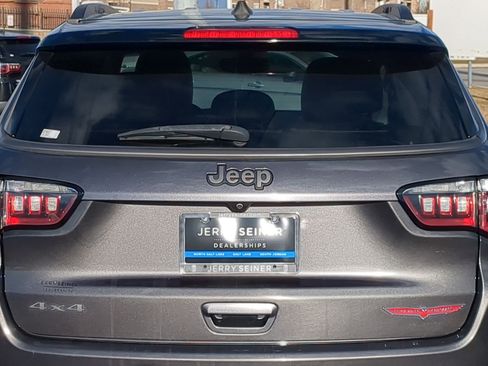 Used 2018 Jeep Compass Trailhawk image 13