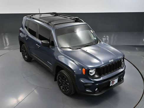 Used 2023 Jeep Renegade Latitude w/ Sun/Sound Group image 57