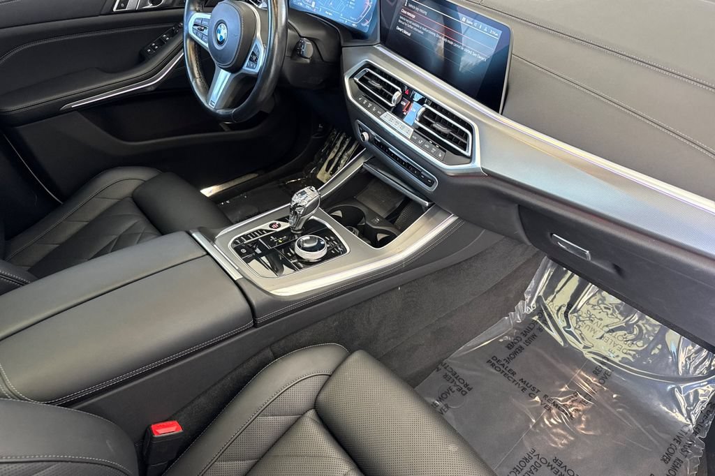 Used 2023 BMW X5 sDrive40i w/ M Sport Package RWD image 15